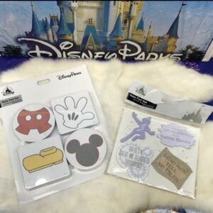 Disney parks mickey mouse and attractions sticky notes NWT